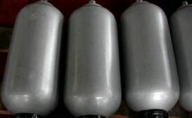 囊式蓄能器應用于壓縮機油系統(tǒng)